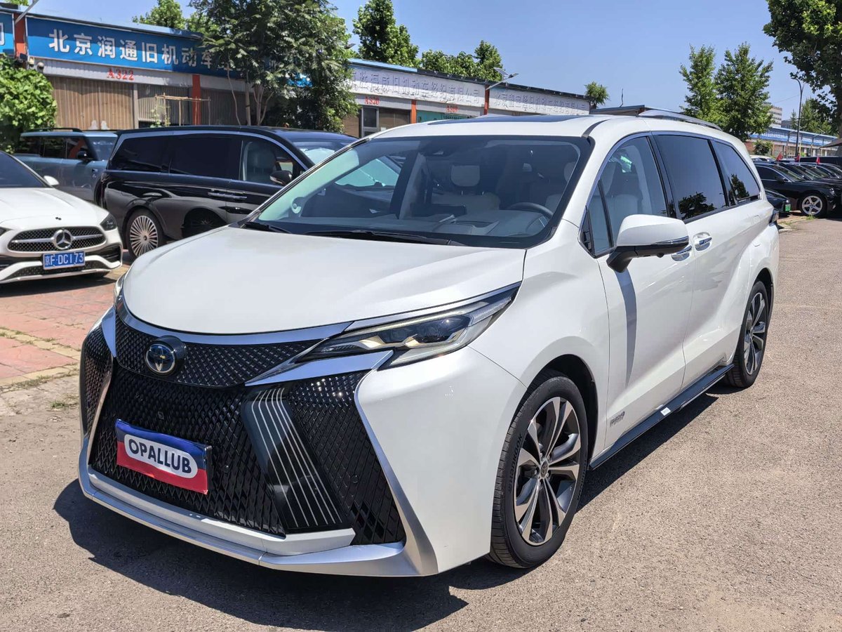 Toyota Granvia