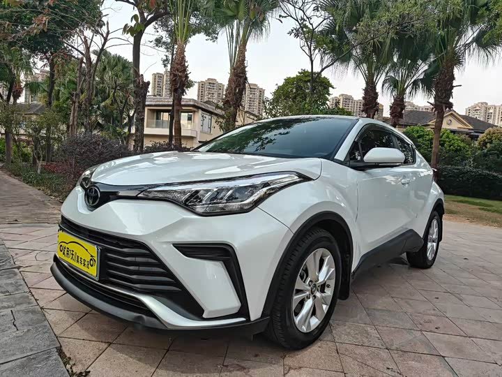 Toyota C-HR IZOA