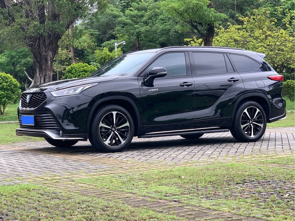 Toyota Crown Land Cruiser