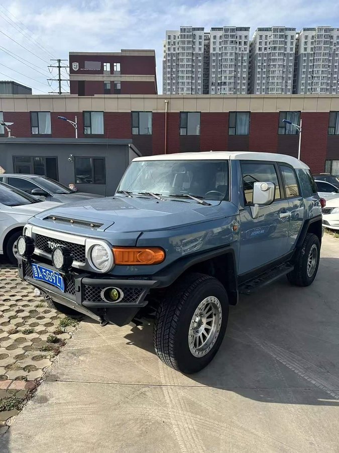 Toyota FJ