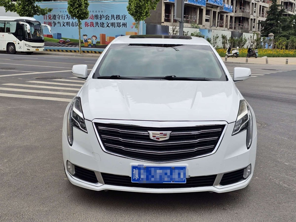 Cadillac XTS