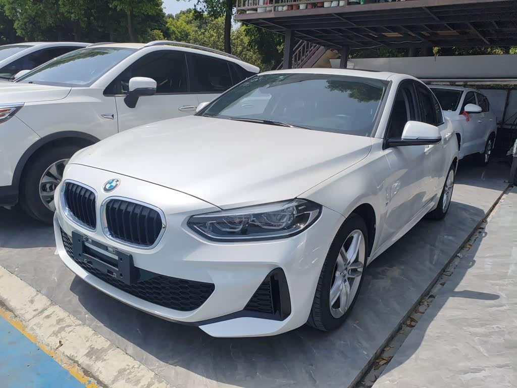 BMW 120i
