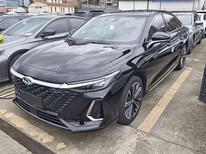Chery Arrizo 8