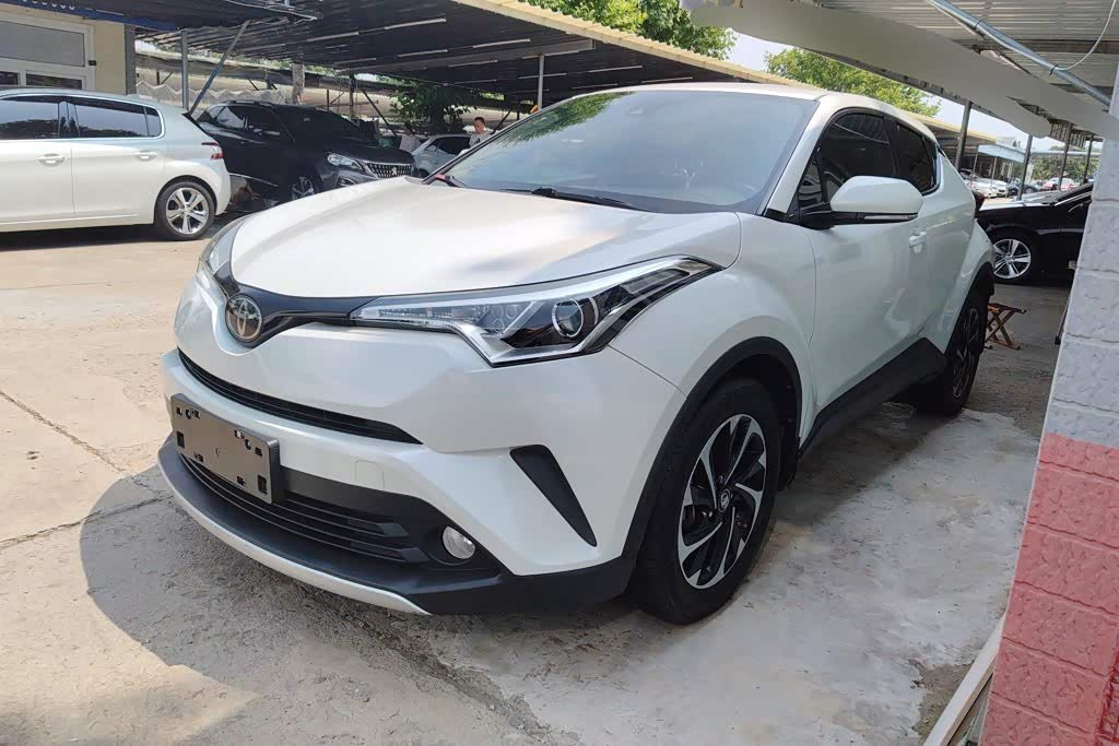 Toyota C-HR IZOA