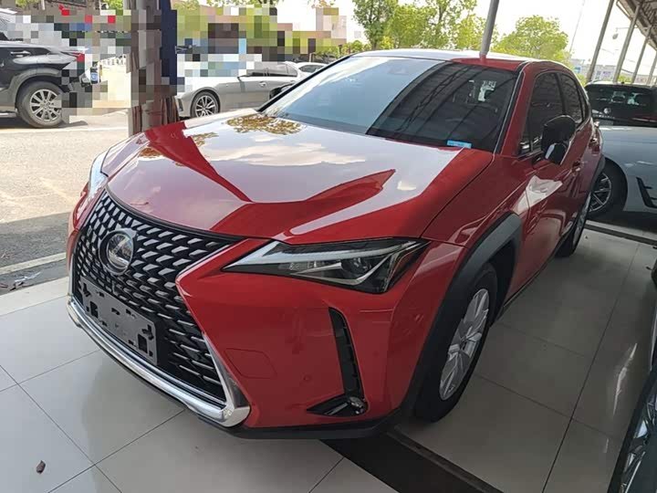 Lexus UX