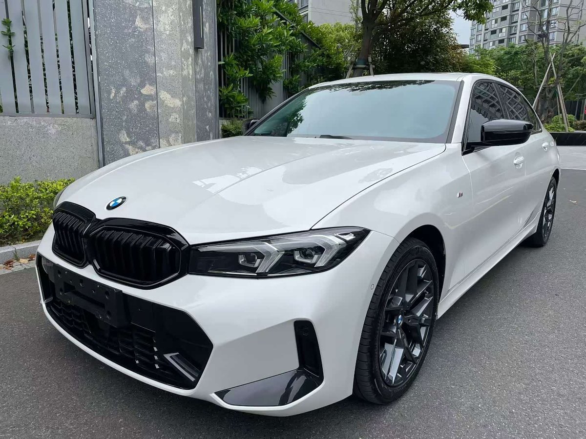 BMW 330Li