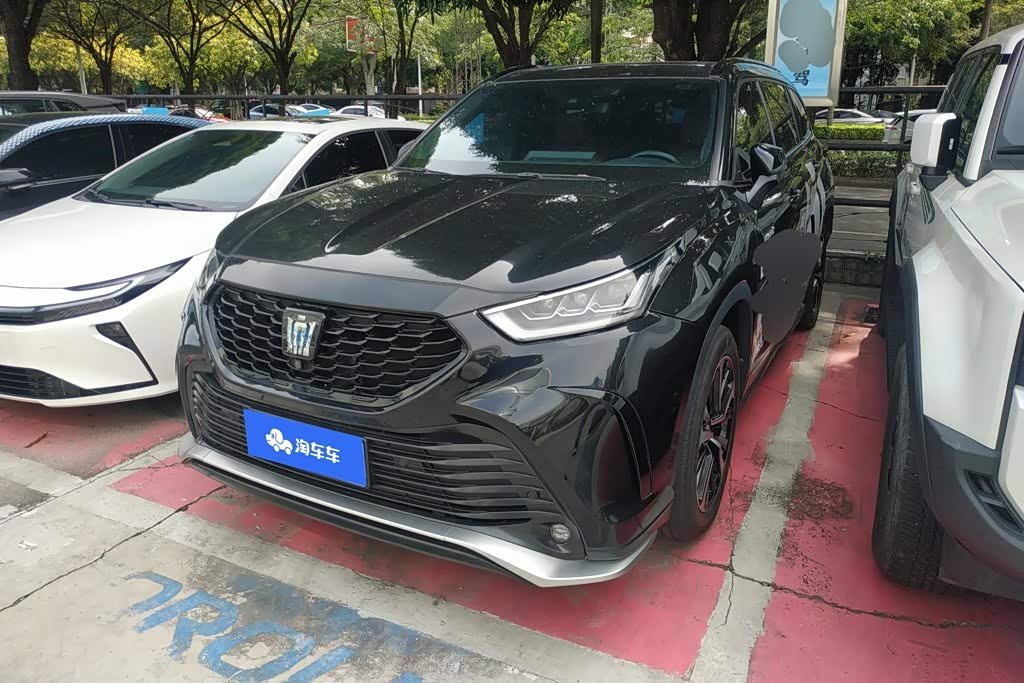 Toyota Crown Land Cruiser