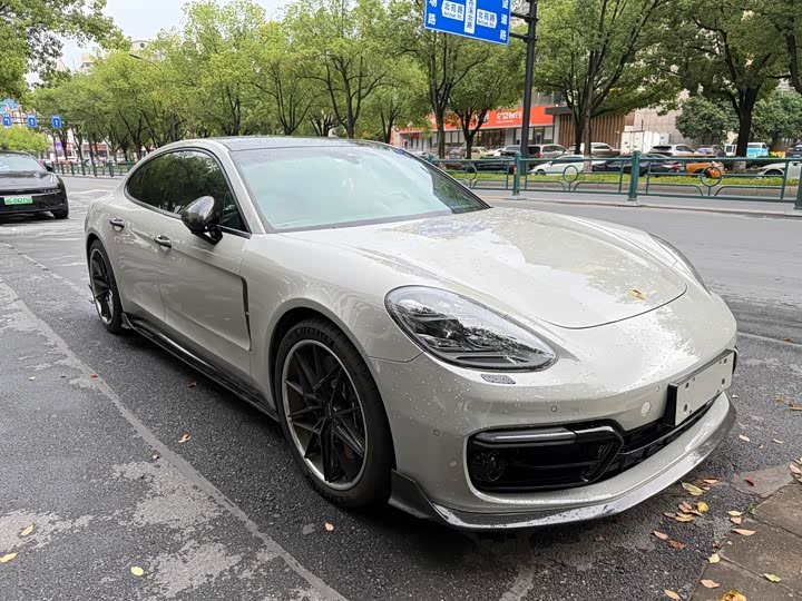 Porsche Panamera E-Hybrid