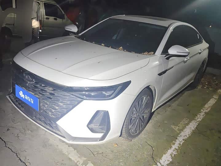 Chery Arrizo 8