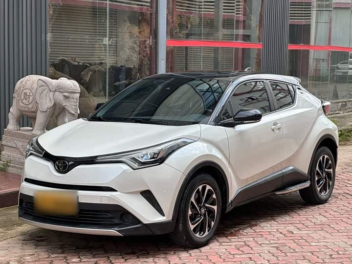 Toyota C-HR IZOA
