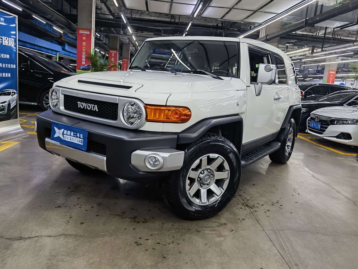 Toyota FJ