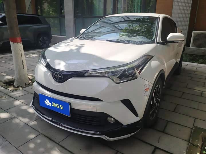 Toyota C-HR IZOA