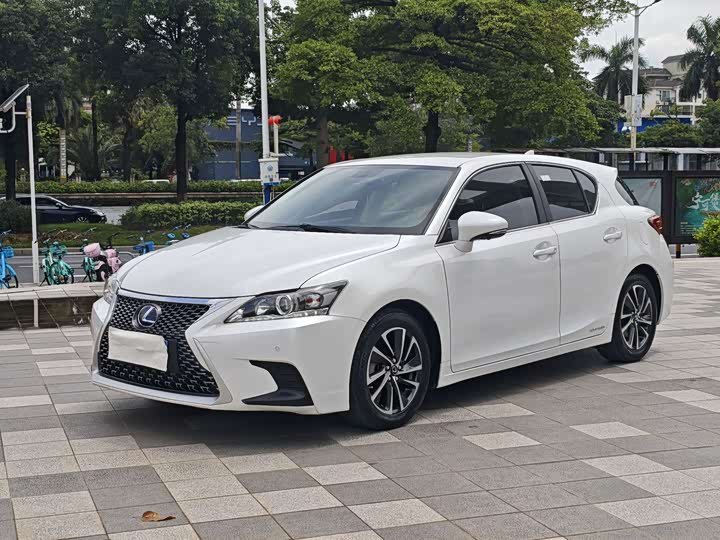 Lexus CT