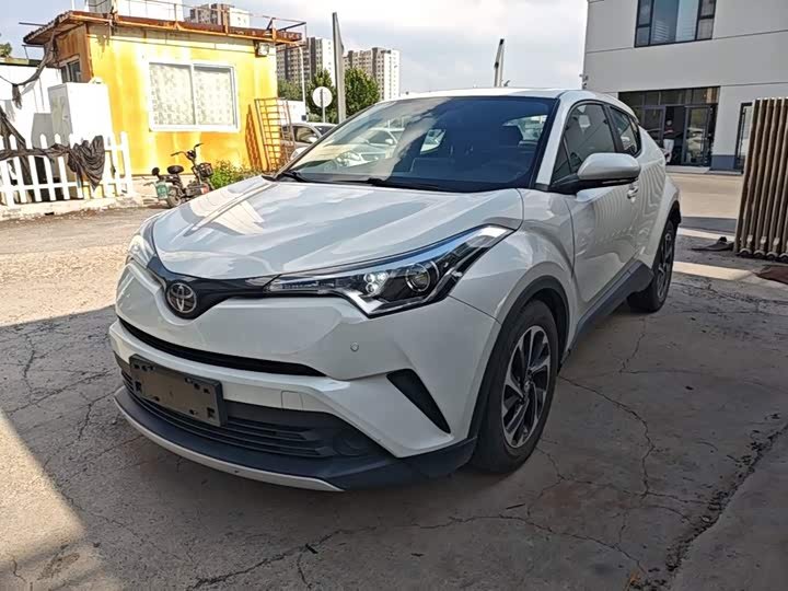 Toyota C-HR IZOA