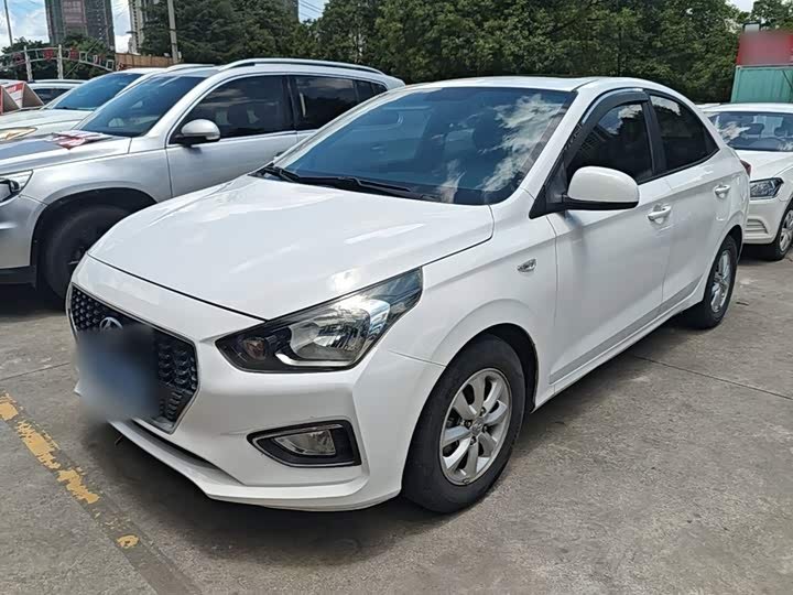 Hyundai Verna
