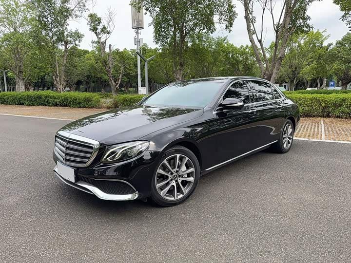 Mercedes-Benz E