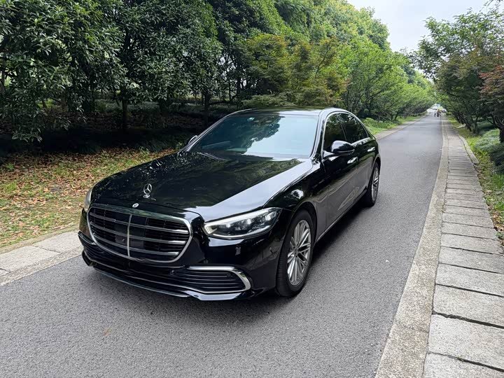 Mercedes-Benz S