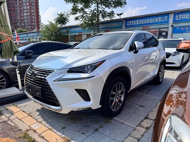 Lexus NX