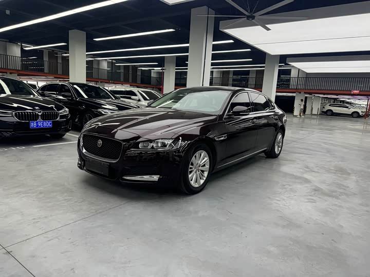 Jaguar XFL