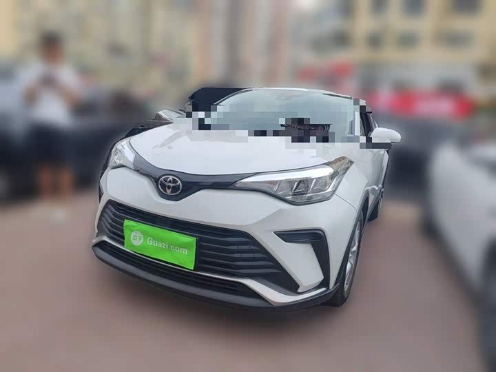 Toyota C-HR IZOA