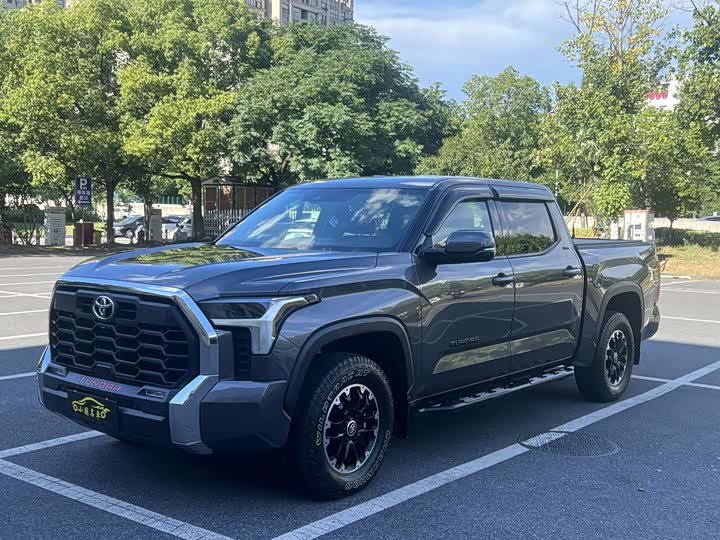 Toyota Tundra