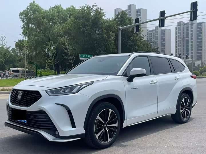 Toyota Crown Land Cruiser