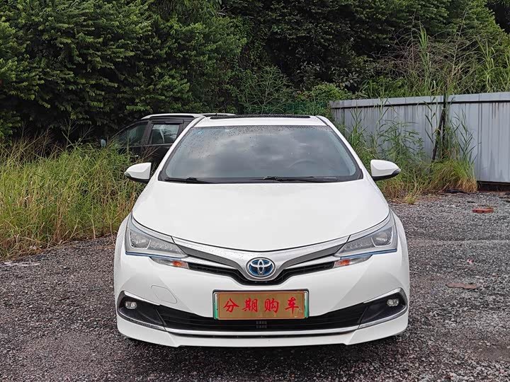 Toyota Corolla Hybrid E