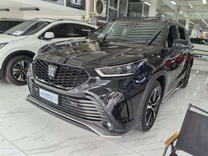 Toyota Crown Land Cruiser