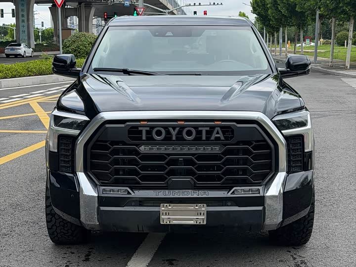Toyota Tundra