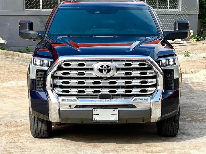 Toyota Tundra