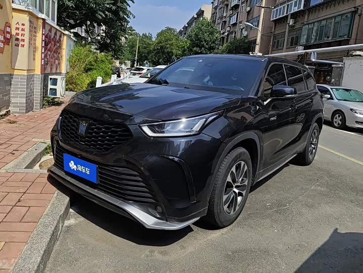 Toyota Crown Land Cruiser