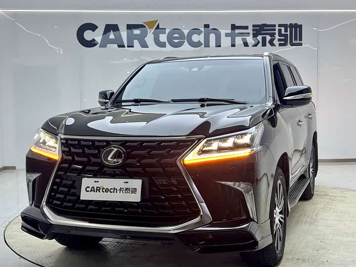 Lexus LX