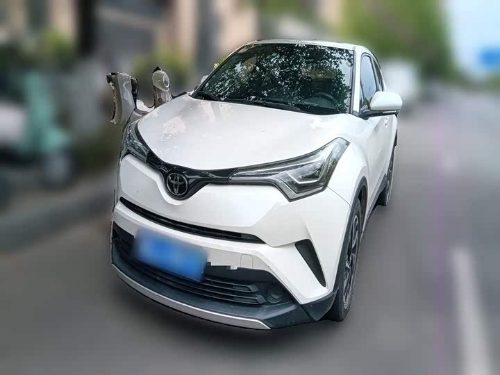 Toyota C-HR IZOA