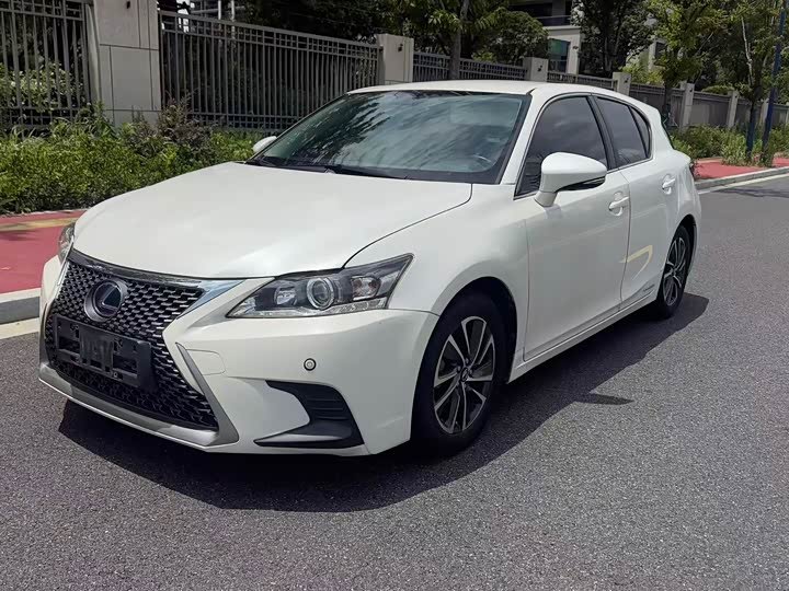 Lexus CT