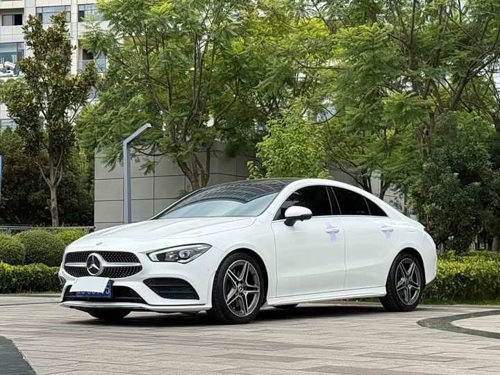 Mercedes-Benz CLA