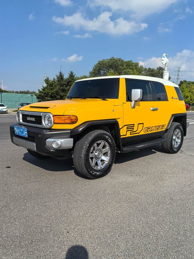 Toyota FJ