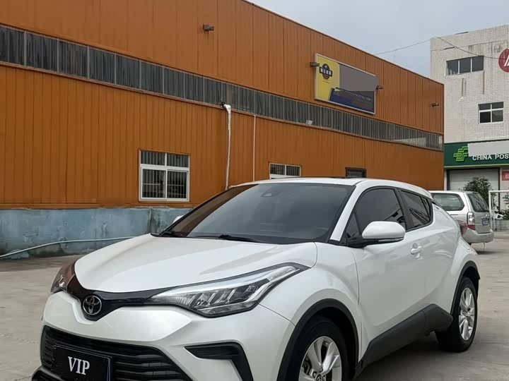 Toyota C-HR IZOA