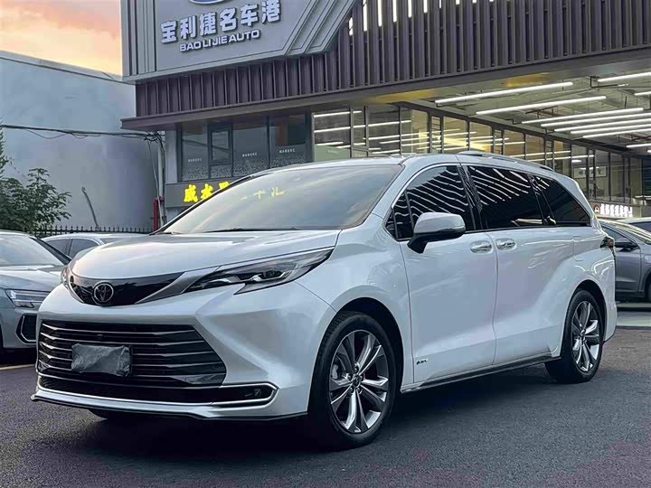Toyota Sienna