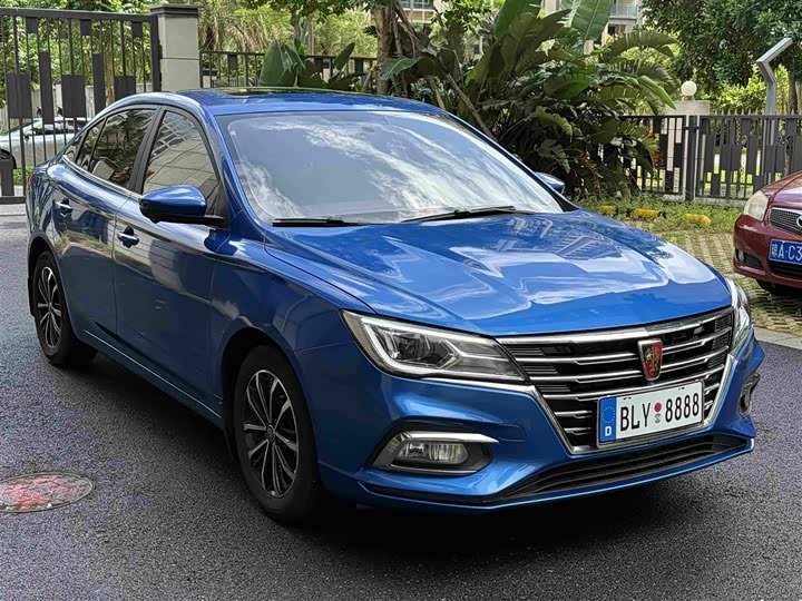 Roewe i5