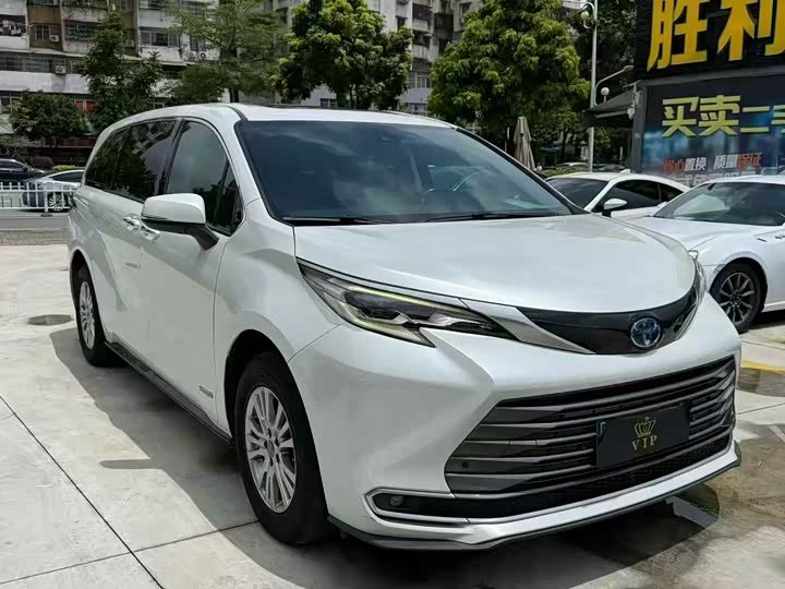 Toyota Sienna