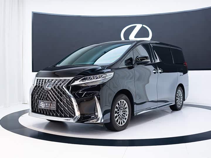 Lexus LM