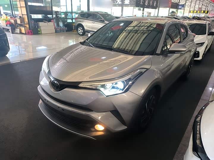 Toyota C-HR IZOA