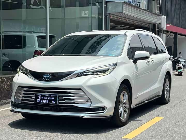 Toyota Sienna