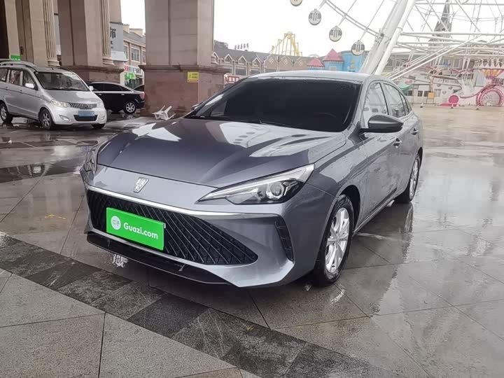 Roewe i5