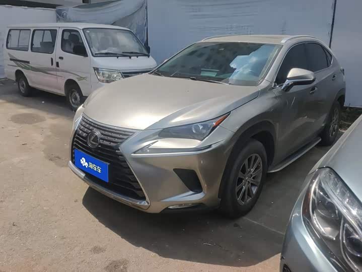 Lexus NX