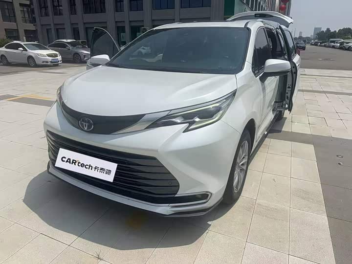 Toyota Sienna