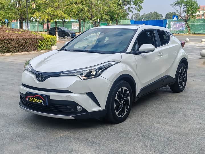 Toyota C-HR IZOA