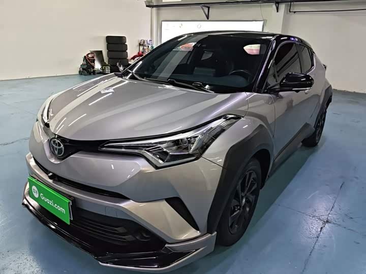 Toyota C-HR IZOA