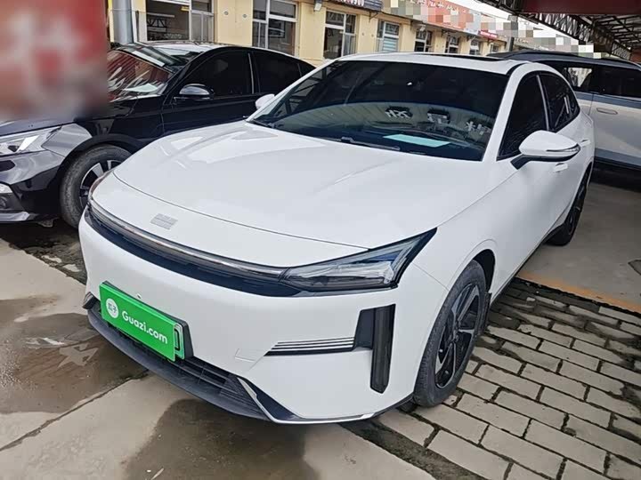 Geely Galaxy L6