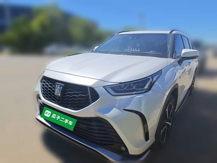 Toyota Crown Land Cruiser